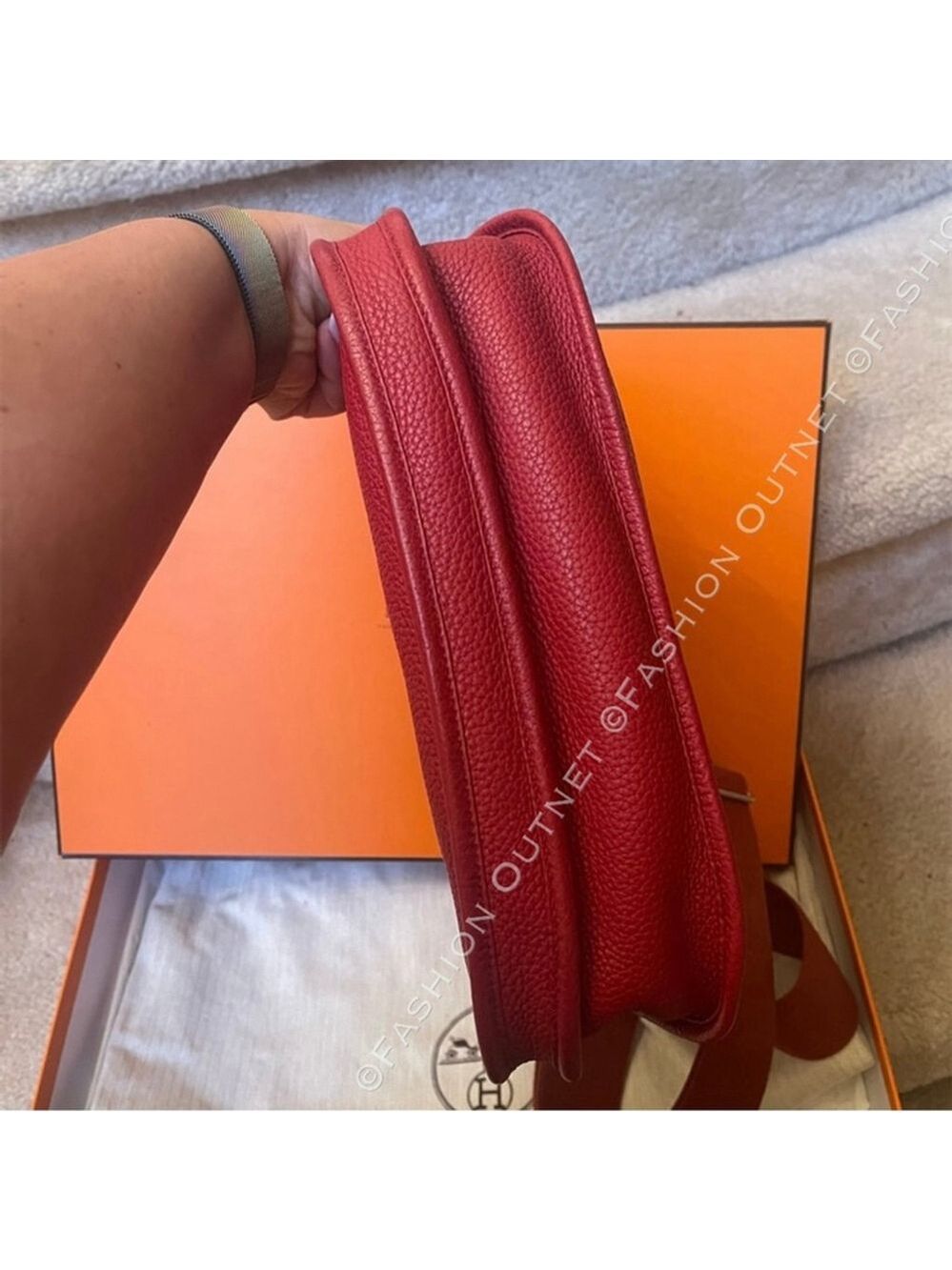 Hermés Evelyne III 29 PM in Rouge Garance Clemence Leather Red Crossbody Bag - Picture 10 of 16